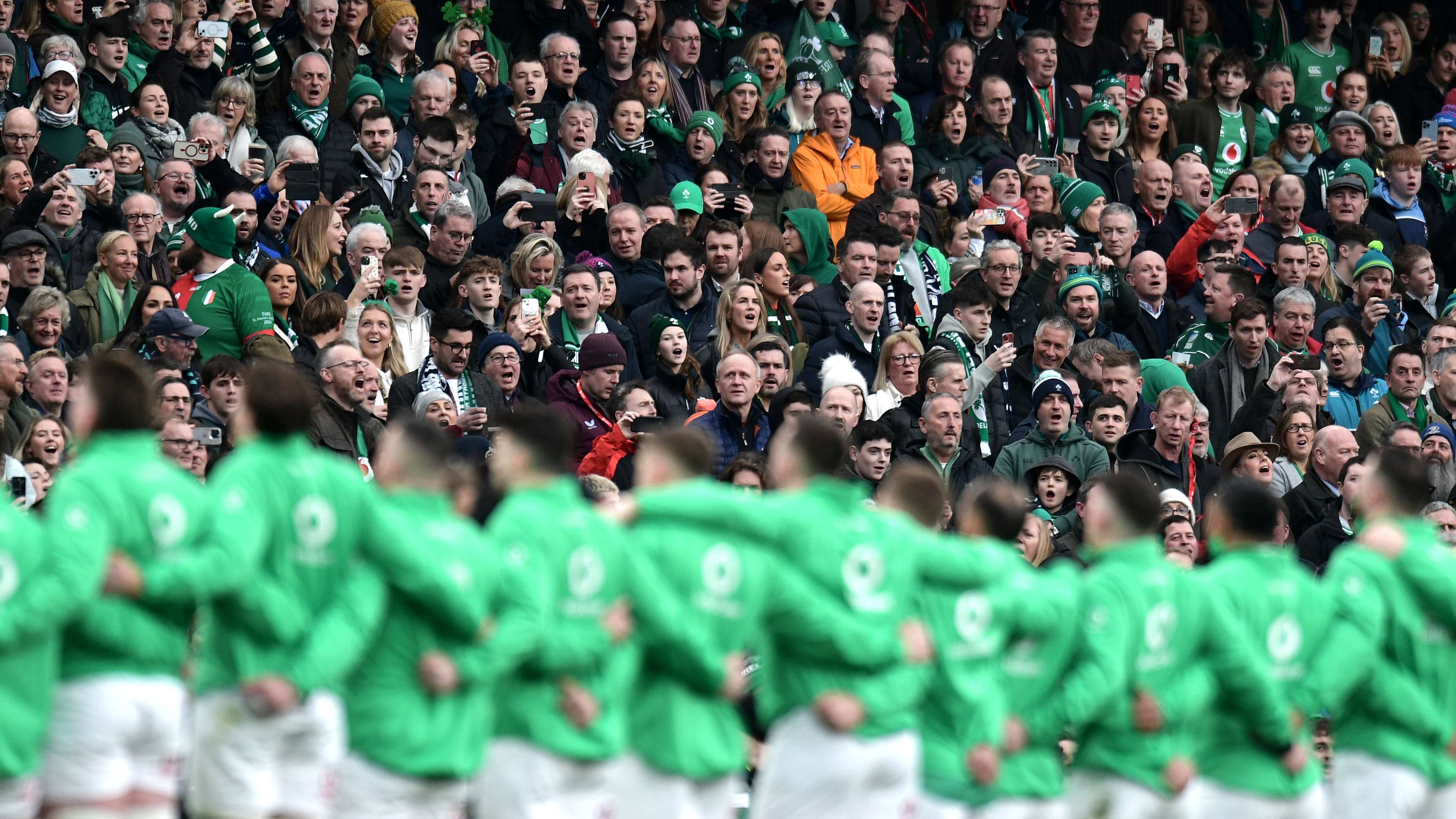 巴爾德和亞馬爾與巴薩續約 新合同分別延至2028年和2026年.